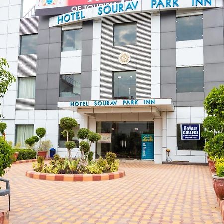 Sourav Park Inn Agra  Exterior photo