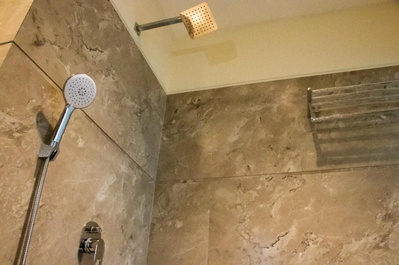 Sourav Park Inn Agra  Exterior photo